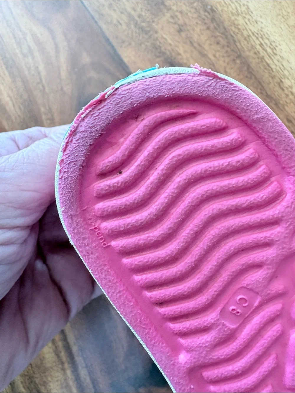 Native Shoes Kids Jefferson Slip-On Water Shoe in Hollywood Pink Size 8